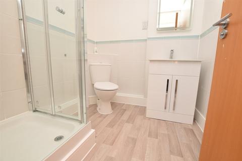 2 bedroom apartment to rent, Romside Place, Essex RM7