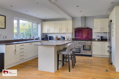 undefined, Gainsborough Crescent, Knowle B93