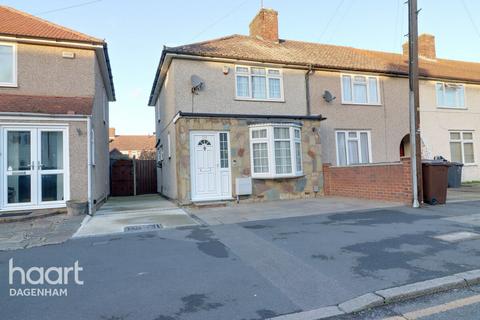 2 bedroom end of terrace house for sale, Ivyhouse Road, Dagenham