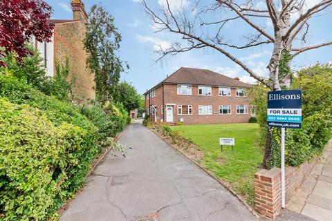 2 bedroom flat for sale, Cambridge Court, West Wimbledon SW20