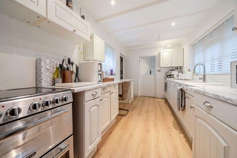 3 bedroom detached house for sale, The Street, Old Basing
