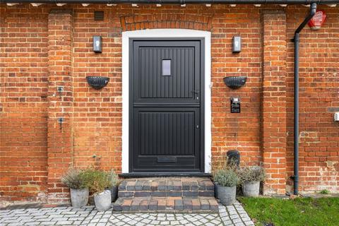4 bedroom semi-detached house for sale, Redbourn Road, St. Albans, Hertfordshire, AL3