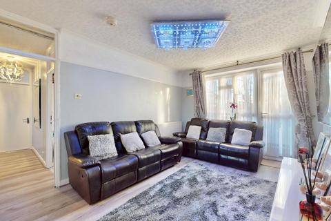 2 bedroom flat for sale, Manor Road, London, N16