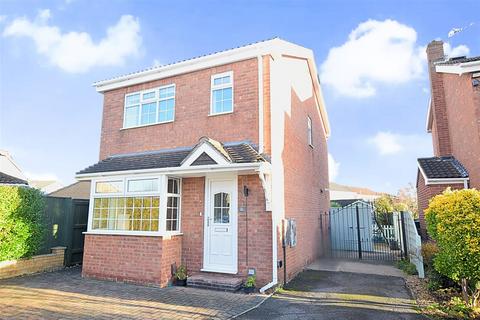 3 bedroom detached house to rent, Alvingham Avenue, Cleethorpes DN35