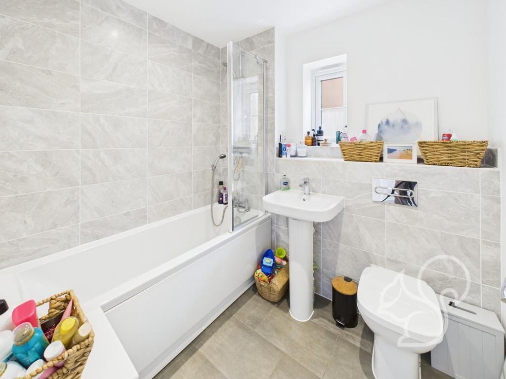 Family bathroom
