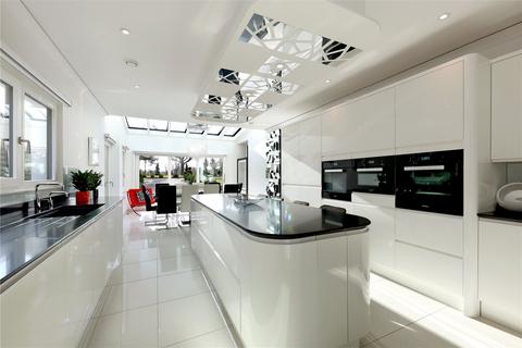 7 bedroom detached house for sale, Shepherds Lane, Chorleywood, Rickmansworth, Hertfordshire, WD3