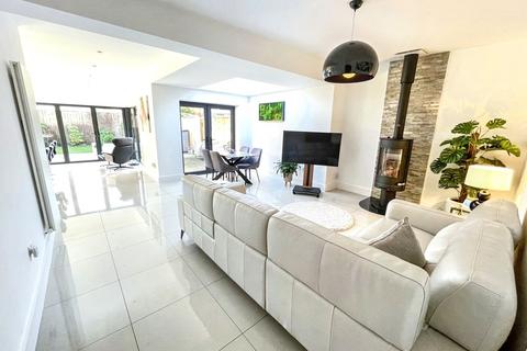 2 bedroom semi-detached bungalow for sale, West Avenue, Harton, South Shields, Tyne and Wear, NE34 6QX