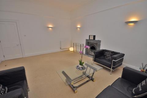 undefined, Apartment 5 Kensington House