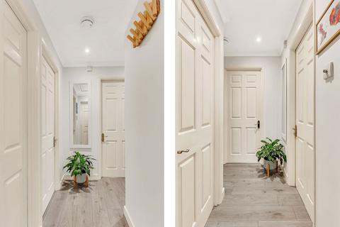 1 bedroom flat for sale, Knaves Hollow, High Wycombe HP10