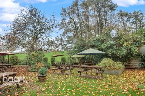 3 bedroom character property for sale, Mitchel Troy Road, Monmouth