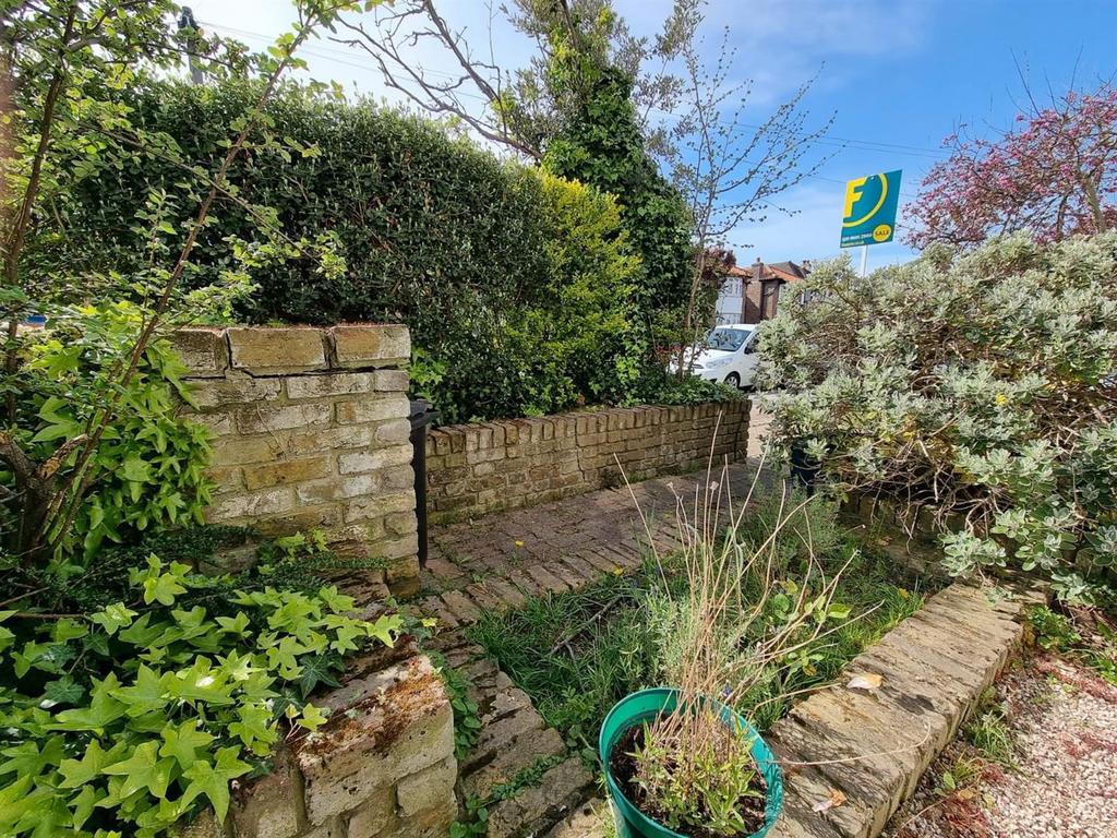 Garden2.jpg