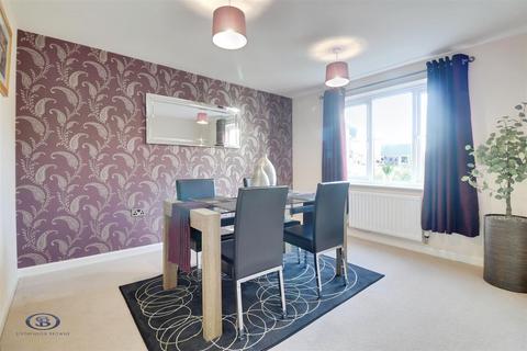 5 bedroom detached house for sale, Chesterton Way, Weston, Crewe