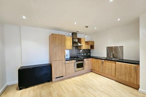 2 bedroom apartment to rent, Bowman Lane, Leeds LS10