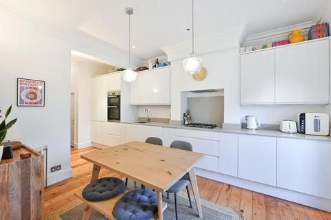 2 bedroom flat for sale, Broomfield Road, Surbiton KT5