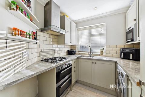 3 bedroom maisonette for sale, Ewell Village KT17