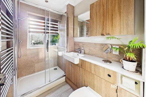 3 bedroom maisonette for sale, Ewell Village KT17