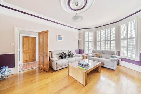 undefined, Muswell Avenue, London, N10