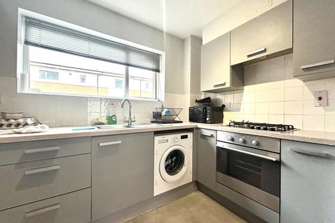 2 bedroom apartment to rent, Drake Way, Reading, Berkshire, RG2