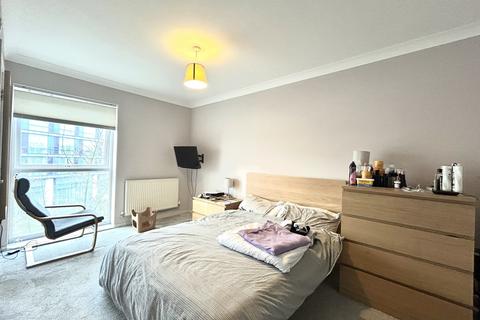 2 bedroom apartment to rent, Drake Way, Reading, Berkshire, RG2