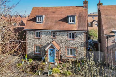 5 bedroom detached house for sale, Tinchurch Drive, Burgess Hill, West Sussex, RH15