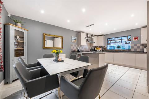 5 bedroom detached house for sale, Tinchurch Drive, Burgess Hill, West Sussex, RH15