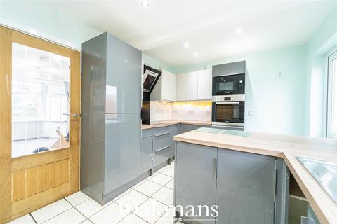 3 bedroom semi-detached house to rent, Hare Grove, Birmingham B31
