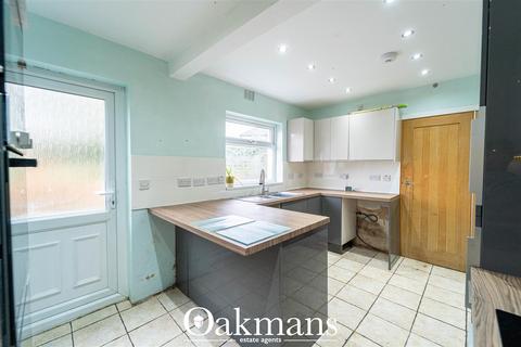 3 bedroom semi-detached house to rent, Hare Grove, Birmingham B31