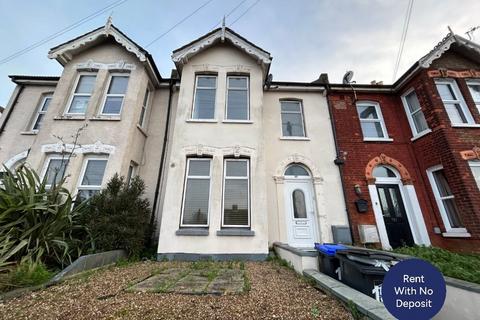 3 bedroom terraced house to rent, Margate Road, Ramsgate, Kent, CT12