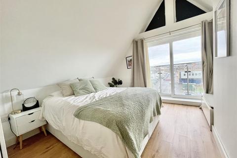 1 bedroom apartment for sale, Norton Way, Poole BH15