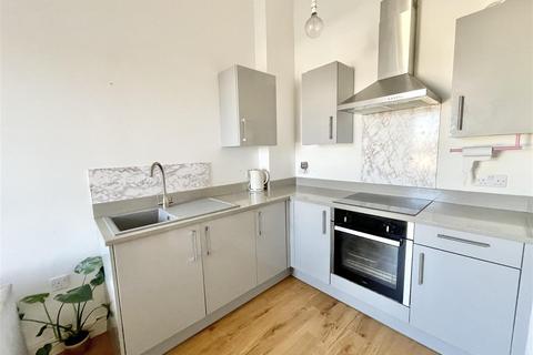 1 bedroom apartment for sale, Norton Way, Poole BH15