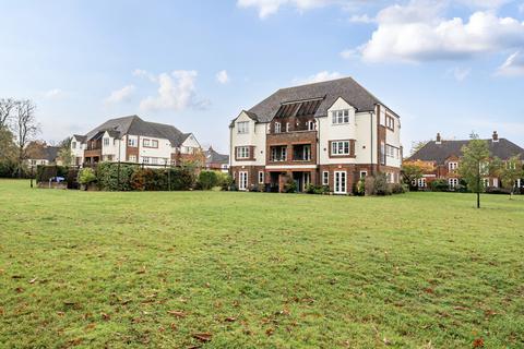 2 bedroom apartment for sale, St. Martins Mews, Pyrford, GU22