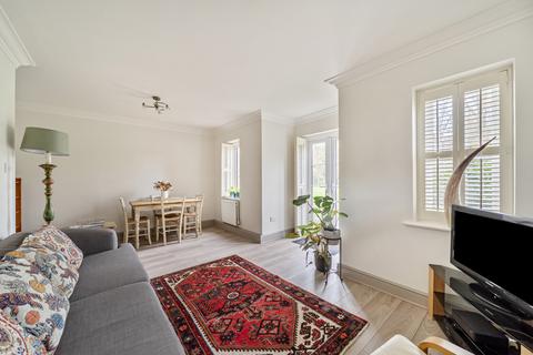 2 bedroom apartment for sale, St. Martins Mews, Pyrford, GU22