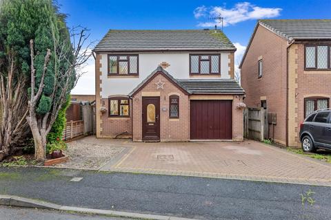 4 bedroom detached house for sale, St. Philips Drive, Evesham WR11