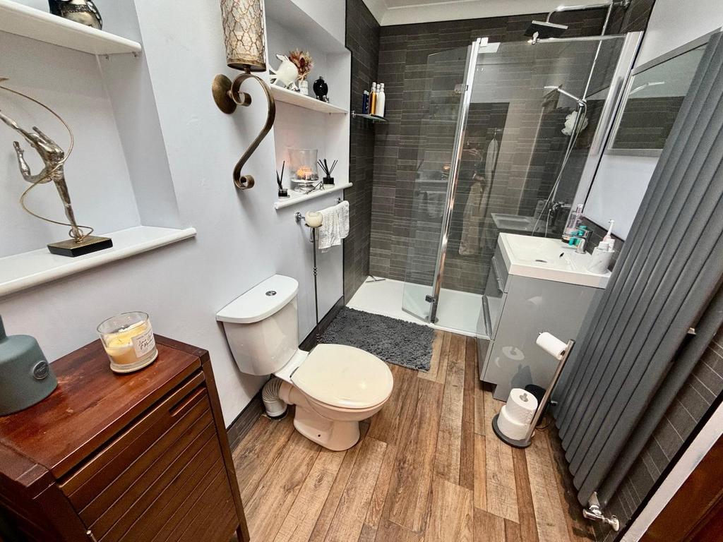 Bathroom/w.c.