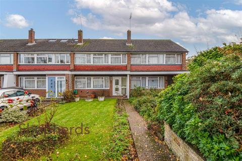 3 bedroom terraced house for sale, Roselands Avenue, Hoddesdon EN11
