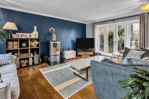 4 bedroom detached house for sale, Queens Close, Queens Road, Bury St Edmunds, Suffolk, IP33