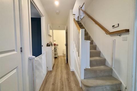 3 bedroom semi-detached house for sale, Robin Lane, Peacehaven