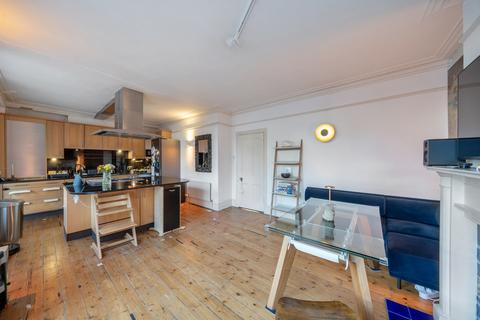 undefined, Wellington Road, Pinner