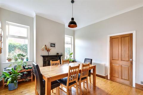4 bedroom semi-detached house for sale, Imperial Road, Beeston