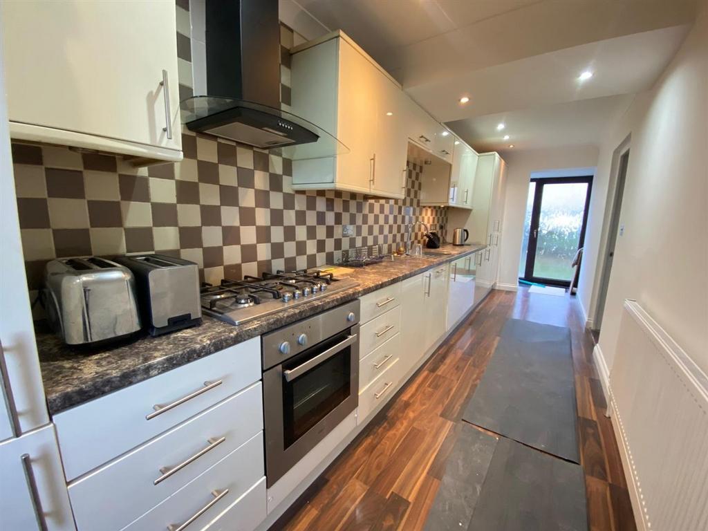 Kitchen2