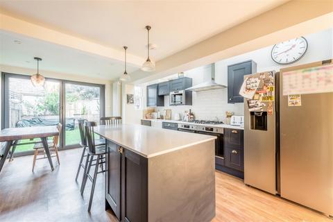 undefined, Ashford Road, Brighton