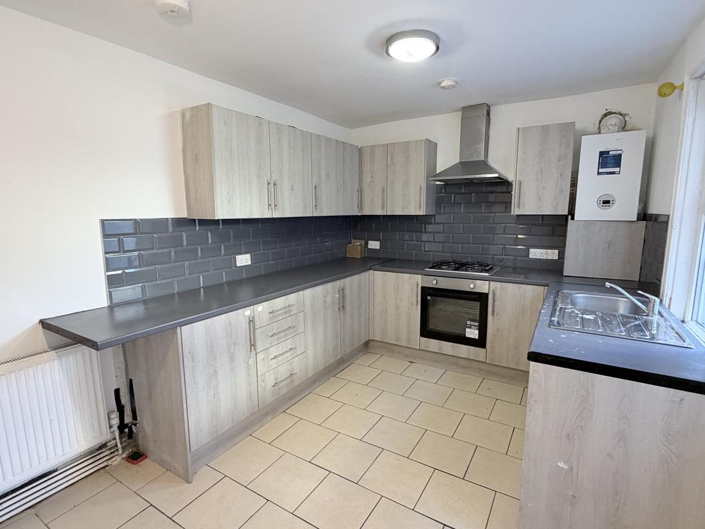 Kitchen 2