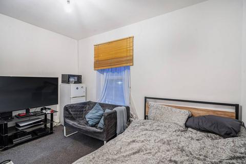 undefined, Lower Coombe Street, Croydon, CR0