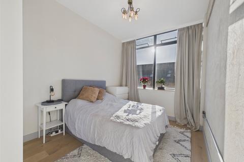 1 bedroom apartment for sale, Bentley Road, London, N1