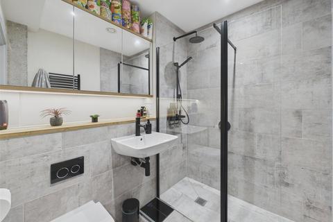 1 bedroom apartment for sale, Bentley Road, London, N1