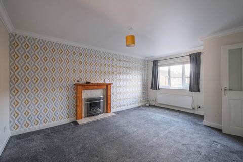 3 bedroom semi-detached house to rent, Grassmoor Fold, Holmfirth HD9