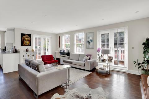 undefined, Loxwood, 20 Oatlands Chase, Weybridge, Surrey, KT13