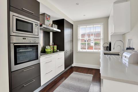 undefined, Loxwood, 20 Oatlands Chase, Weybridge, Surrey, KT13
