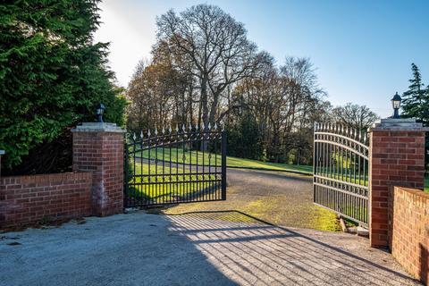 3 bedroom detached bungalow for sale, Holme View, Warwick Bridge, Carlisle, CA4