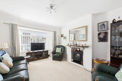 2 bedroom bungalow for sale, Oxstalls Drive, Longlevens, Gloucester, Gloucestershire, GL2